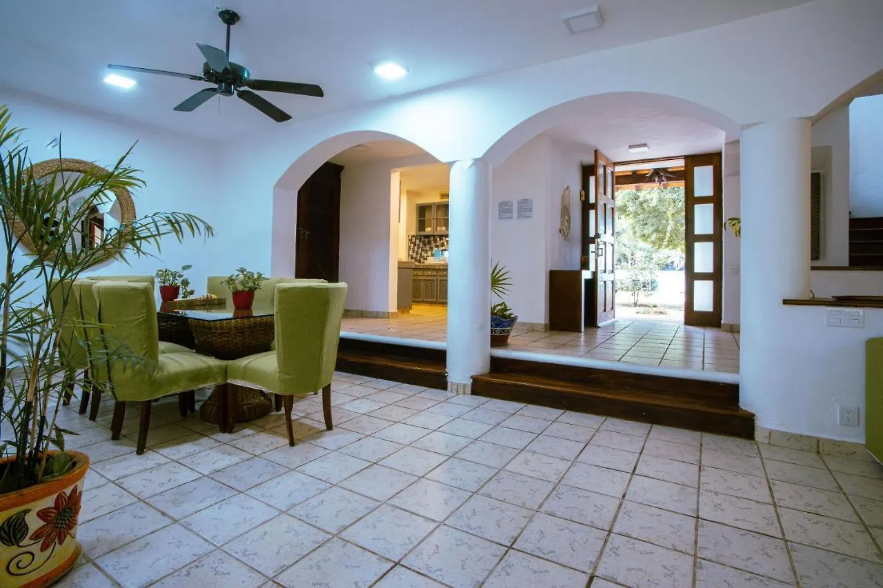 Casa Feliz Villa Playa del Carmen